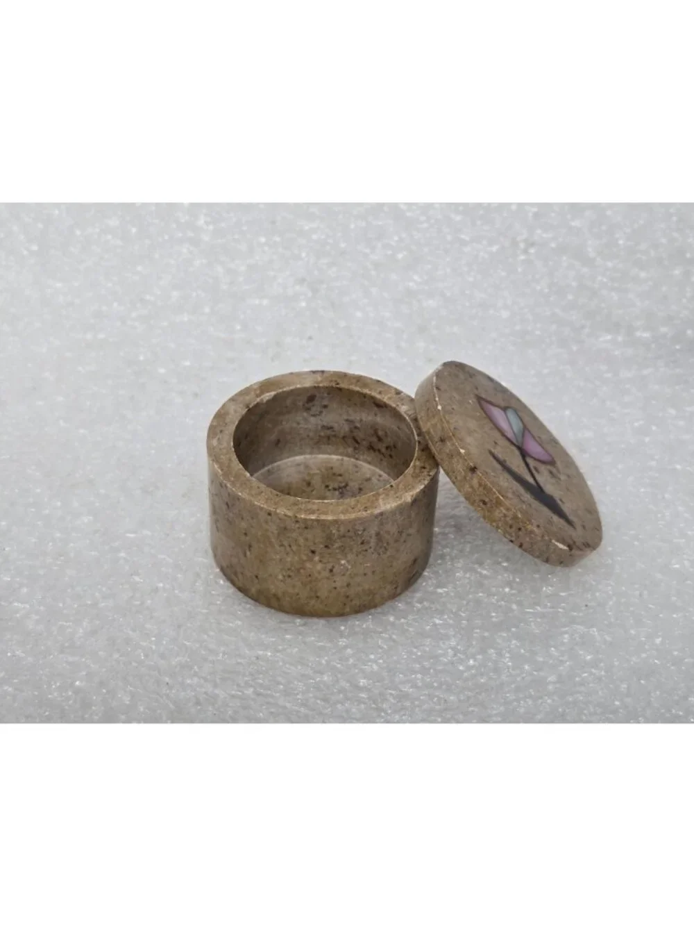 Handcrafted Soapstone Round Trinket Box Mother of Pearl Floral Inlay Design